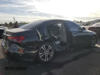 2021 Mercedes-Benz E-Class E 350 with VIN W1KZF8DBXMA907330, listed as a Copart auction lot 82926994 with 46,808 mi miles and Salvage Title. Bid and sale history available at carsss.com. Image 3.