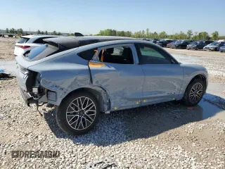 2024 Ford Mustang Mach-E Premium z VIN 3FMTK3R72RMA15369, wystawiony jako Copart lot #50387625 z przebiegiem 1 440 mil mil oraz Szkoda całkowita • Salvage title. Historia ofert i sprzedaży dostępna na DreamBid. Obrazek 3.