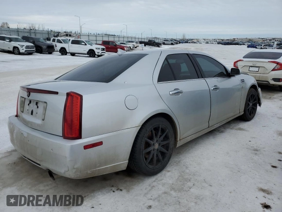 2011 Cadillac STS RWD z VIN 1G6DW6ED4B0120954, wystawiony jako Copart lot #42792695 z przebiegiem Nie podano mil oraz Szkoda całkowita • Salvage title. Historia ofert i sprzedaży dostępna na DreamBid. Obrazek 3.