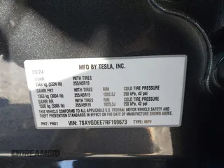 2024 Tesla Model Y Long Range with VIN 7SAYGDEE7RF199673, listed as a IAAI auction lot 41263305 with 3,137 mi miles and . Bid and sale history available at DreamBid. Image 9.