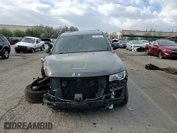 2020 Jeep Grand Cherokee Altitude z VIN 1C4RJFAG2LC257778, wystawiony jako Copart lot #53754825 z przebiegiem 97 595 mil mil oraz Szkoda całkowita • Salvage title. Historia ofert i sprzedaży dostępna na DreamBid. Obrazek 15.