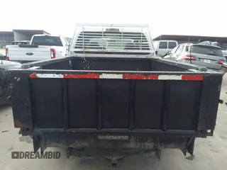 2010 Ford F-250 with VIN 1FTSX2AR3AEA18347, listed as a IAAI auction lot 41521128 with 58,624 mi miles and . Bid and sale history available at DreamBid. Image 16.