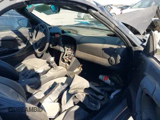 1998 Porsche Boxster z VIN WP0CA2982WU621935, wystawiony jako IAAI lot #41838363 z przebiegiem Nie podano mil oraz . Historia ofert i sprzedaży dostępna na DreamBid. Obrazek 5.