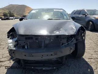 2013 Mazda 3 i SV with VIN JM1BL1TG5D1733689, listed as a Copart auction lot 56358075 with 70,430 mi miles and Salvage title. Bid and sale history available at DreamBid. Image 5.