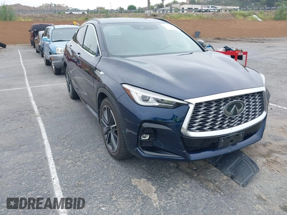 2022 Infiniti QX55 Luxe z VIN 3PCAJ5J32NF112458, wystawiony jako IAAI lot #42419908 z przebiegiem 85 557 mil mil oraz . Historia ofert i sprzedaży dostępna na DreamBid. Obrazek 1.