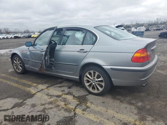 2005 BMW 3 Series 330xi with VIN WBAEW534X5PG11958, listed as a Copart auction lot 52908645 with 313,387 mi miles and Salvage Title. Bid and sale history available at DreamBid. Image 2.