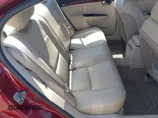 2008 Saturn Aura XE z VIN 1G8ZS57N18F233081, wystawiony jako IAAI lot #42147304 z przebiegiem 129 801 mil mil oraz . Historia ofert i sprzedaży dostępna na DreamBid. Obrazek 8.