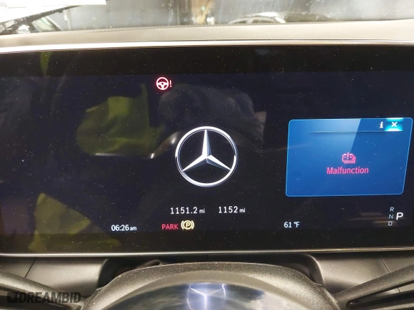 2025 Mercedes-Benz GLC with VIN W1NKM4HB5SF257609, listed as a IAAI auction lot 41680577 with 1,152 mi miles. Bid and sale history available at carsss.com. Image 7.