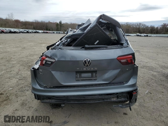 2024 Volkswagen Tiguan SE R-Line Black with VIN 3VV8B7AX4RM175123, listed as a Copart auction lot 53745675 with Not provided miles and Salvage title. Bid and sale history available at DreamBid. Image 6.