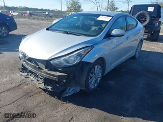 2014 Hyundai Elantra SE with VIN 5NPDH4AE2EH500361, listed as a IAAI auction lot 41773945 with 87,523 mi miles. Bid and sale history available at carsss.com. Image 6.