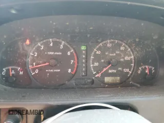 2002 Isuzu Rodeo S z VIN 4S2CK58W724334510, wystawiony jako Copart lot #45355875 z przebiegiem 121 884 mil mil oraz Tytuł czysty. Historia ofert i sprzedaży dostępna na DreamBid. Obrazek 9.