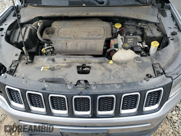 2018 Jeep Compass Latitude z VIN 3C4NJCBB8JT227542, wystawiony jako Copart lot #63772635 z przebiegiem 101 333 mil mil oraz Czysty tytuł • Clean title. Historia ofert i sprzedaży dostępna na DreamBid. Obrazek 12.