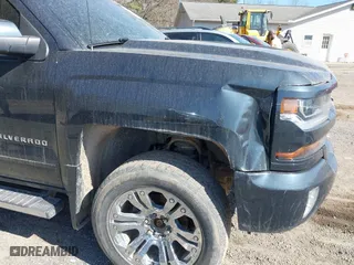 2017 Chevrolet Silverado 1500 LT with VIN 1GCVKREC4HZ291486, listed as a IAAI auction lot 41793998 with 139,126 mi miles. Bid and sale history available at carsss.com. Image 17.