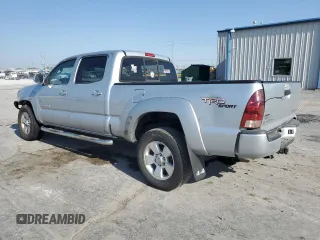2007 Toyota Tacoma z VIN 5TEMU52N27Z381856, wystawiony jako Copart lot #52943985 z przebiegiem 241 481 mil mil oraz Szkoda całkowita • Salvage title. Historia ofert i sprzedaży dostępna na DreamBid. Obrazek 2.