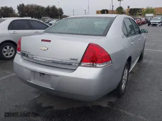 2009 Chevrolet Impala LS with VIN 2G1WB57K991140261, listed as a IAAI auction lot 41738215 with 95,611 mi miles. Bid and sale history available at carsss.com. Image 4.