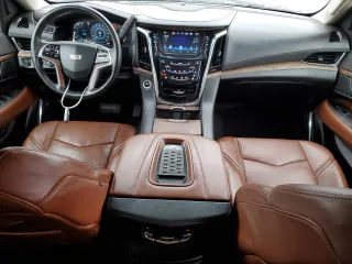 2017 Cadillac Escalade Luxury with VIN 1GYS4BKJ0HR208928, listed as a Copart auction lot 53185395 with 92,398 mi miles and Clean Title. Bid and sale history available at carsss.com. Image 8.