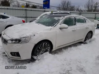 2017 Kia Cadenza Premium with VIN KNALC4J1XH5093477, listed as a Copart auction lot 41526625 with 164,898 mi miles and Non Repairable. Bid and sale history available at carsss.com. Image 1.