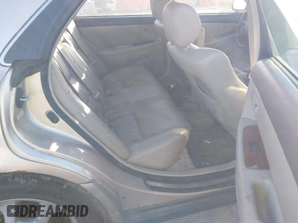 2001 Lexus ES 300 with VIN JT8BF28G610307385, listed as a IAAI auction lot 41383052 with 191,419 mi miles and . Bid and sale history available at DreamBid. Image 8.