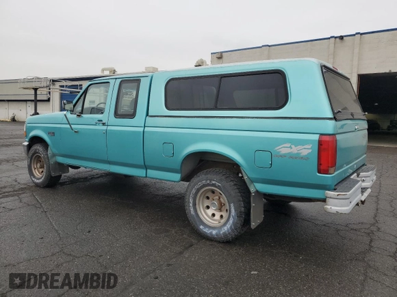 1994 Ford F-150 with VIN 1FTEX14H0RKA94258, listed as a Copart auction lot 83622304 with 206,712 mi miles and Clean title. Bid and sale history available at DreamBid. Image 2.