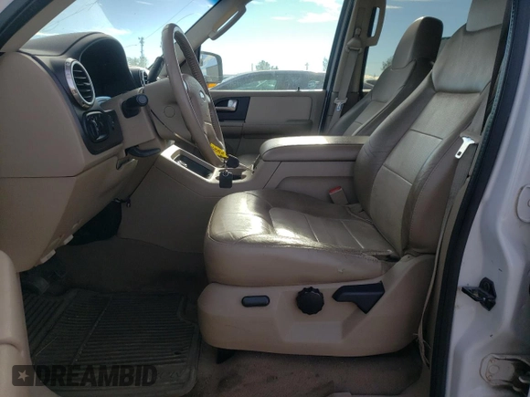 2004 Ford Expedition Eddie Bauer with VIN 1FMPU18L54LB58468, listed as a Copart auction lot 72421214 with 259,950 mi miles and Clean Title. Bid and sale history available at carsss.com. Image 7.