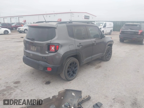 2016 Jeep Renegade Latitude with VIN ZACCJBBT7GPC87306, listed as a IAAI auction lot 41078571 with 75,549 mi miles. Bid and sale history available at carsss.com. Image 4.