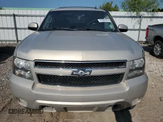 2008 Chevrolet Tahoe 1LT with VIN 1GNFC13J38R243571, listed as a Copart auction lot 62950294 with 199,698 mi miles and Salvage title. Bid and sale history available at DreamBid. Image 5.