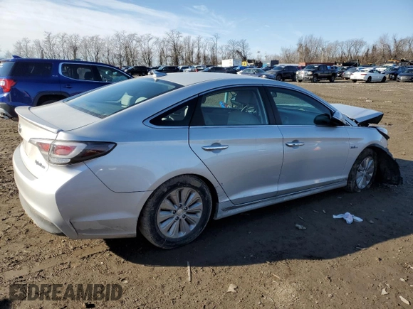 2016 Hyundai Sonata Hybrid SE with VIN KMHE24L11GA029731, listed as a Copart auction lot 43916095 with 160,104 mi miles and Salvage Title. Bid and sale history available at carsss.com. Image 3.