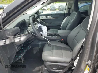 2025 Ford Explorer Active with VIN 1FMUK8DH3SGB48594, listed as a Copart auction lot 58975755 with 3,134 mi miles and Salvage title. Bid and sale history available at DreamBid. Image 7.