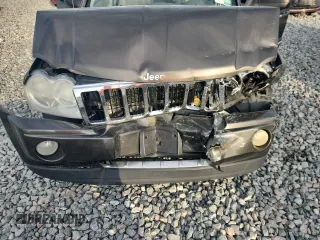 2005 Jeep Grand Cherokee Limited with VIN 1J4HR58235C654101, listed as a Copart auction lot 65961985 with 204,577 mi miles and Non repairable. Bid and sale history available at DreamBid. Image 12.