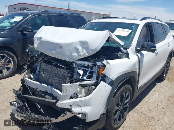 2022 GMC Terrain SLT z VIN 3GKALVEV0NL293247, wystawiony jako IAAI lot #42286019 z przebiegiem 35 801 mil mil oraz . Historia ofert i sprzedaży dostępna na DreamBid. Obrazek 2.