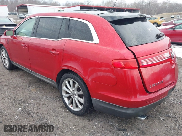 2010 Lincoln MKT EcoBoost with VIN 2LMHJ5AT2ABJ07427, listed as a IAAI auction lot 41253522 with 213,693 mi miles and . Bid and sale history available at DreamBid. Image 3.