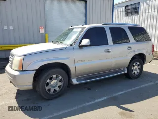 2004 Cadillac Escalade z VIN 1GYEK63NX4R311540, wystawiony jako Copart lot #55068205 z przebiegiem 243 945 mil mil oraz Szkoda całkowita • Salvage title. Historia ofert i sprzedaży dostępna na DreamBid. Obrazek 1.