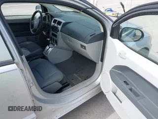 2007 Dodge Caliber SXT z VIN 1B3HB48B67D388172, wystawiony jako IAAI lot #42149226 z przebiegiem 49 122 mil mil oraz . Historia ofert i sprzedaży dostępna na DreamBid. Obrazek 5.
