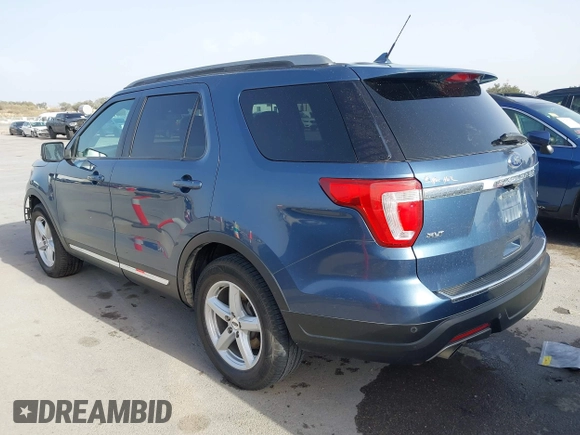 2018 Ford Explorer XLT with VIN 1FM5K7DH8JGC26588, listed as a IAAI auction lot 41747838 with 149,227 mi miles and . Bid and sale history available at DreamBid. Image 3.