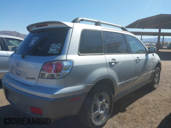 2003 Mitsubishi Outlander XLS with VIN JA4LX41G73U044032, listed as a IAAI auction lot 41794058 with 285,734 mi miles. Bid and sale history available at carsss.com. Image 4.