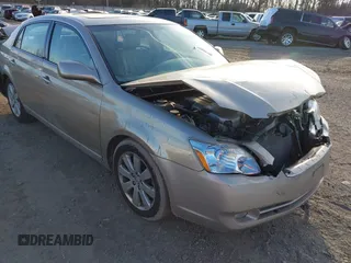 2006 Toyota Avalon XL with VIN 4T1BK36B96U125010, listed as a IAAI auction lot 41446847 with 84,984 mi miles. Bid and sale history available at carsss.com. Image 1.