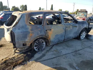 2022 Kia Telluride LX with VIN 5XYP24HC3NG205490, listed as a Copart auction lot 75028644 with Not Provided miles and Salvage Title. Bid and sale history available at carsss.com. Image 3.