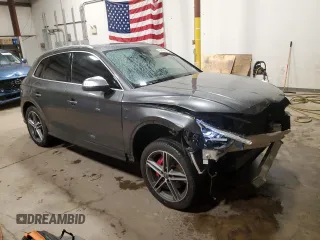 2018 Audi SQ5 Prestige with VIN WA1C4AFY6J2049563, listed as a Copart auction lot 84403604 with 88,589 mi miles and Salvage Title. Bid and sale history available at DreamBid. Image 4.