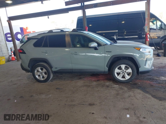 2020 Toyota RAV4 Hybrid XLE with VIN 2T3RWRFV0LW082793, listed as a IAAI auction lot 41674569 with 50,224 mi miles and . Bid and sale history available at DreamBid. Image 13.