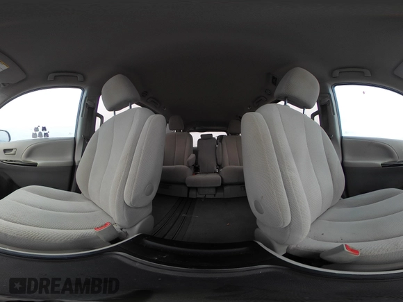 2014 Toyota Sienna LE AAS with VIN 5TDKK3DC6ES487962, listed as a IAAI auction lot 41568458 with 164,043 mi miles. Bid and sale history available at carsss.com. Image 18.