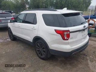 2017 Ford Explorer XLT с VIN 1FM5K7D84HGA61004, выставлен на аукционе IAAI как лот 42042440 с пробегом 91 316 миль миль и . История ставок и продаж доступна на DreamBid. Изображение 3.