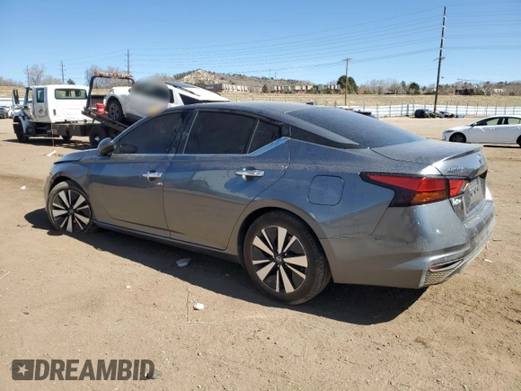 2021 Nissan Altima SV z VIN 1N4BL4DVXMN328151, wystawiony jako Copart lot #48031525 z przebiegiem 61 800 mil mil oraz Szkoda całkowita • Salvage title. Historia ofert i sprzedaży dostępna na DreamBid. Obrazek 2.