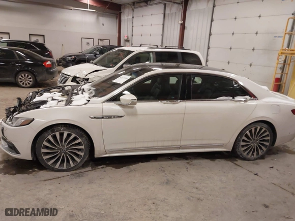2017 Lincoln Continental Black Label with VIN 1LN6L9BC9H5637539, listed as a IAAI auction lot 41516006 with 163,223 mi miles. Bid and sale history available at carsss.com. Image 14.