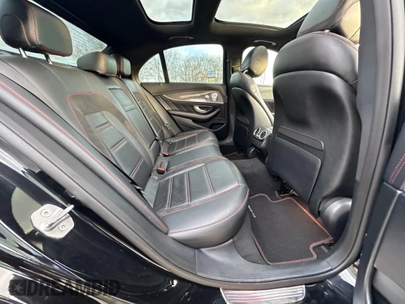 2018 Mercedes-Benz E-Class AMG E 43 with VIN WDDZF6EB0JA401827, listed as a Copart auction lot 83438774 with 63,195 mi miles and Clean Title. Bid and sale history available at carsss.com. Image 6.