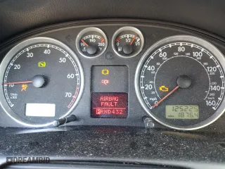 2003 Volkswagen Passat GLX with VIN WVWRH63B93P354188, listed as a Copart auction lot 69510584 with 125,225 mi miles and Salvage Title. Bid and sale history available at carsss.com. Image 9.