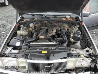 1990 Volvo 760 z VIN YV1GA8740L0089828, wystawiony jako Copart lot #84668844 z przebiegiem 272 600 mil mil oraz Szkody całkowita. Historia ofert i sprzedaży dostępna na DreamBid. Obrazek 11.