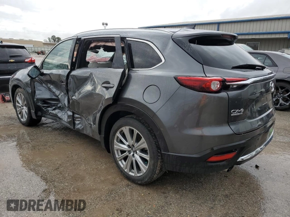 2021 Mazda CX-9 Signature with VIN JM3TCBEY4M0539149, listed as a Copart auction lot 39943894 with 43,463 mi miles and Non Repairable. Bid and sale history available at carsss.com. Image 2.