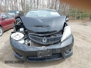 2013 Honda Fit Sport with VIN JHMGE8H59DC046377, listed as a IAAI auction lot 41921693 with 89,704 mi miles. Bid and sale history available at carsss.com. Image 12.