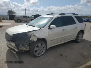 2013 GMC Acadia Denali z VIN 1GKKVTKD5DJ171794, wystawiony jako Copart lot #55783905 z przebiegiem Nie podano mil oraz Szkoda całkowita • Salvage title. Historia ofert i sprzedaży dostępna na DreamBid. Obrazek 1.
