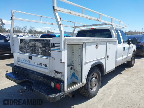 2005 Ford F-250 XL with VIN 1FTSX20P55EB36017, listed as a IAAI auction lot 41936267 with 400,138 mi miles and . Bid and sale history available at DreamBid. Image 4.